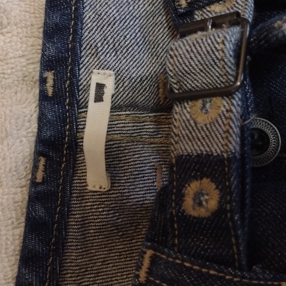 Levi's Jeans - Picture 7 of 16